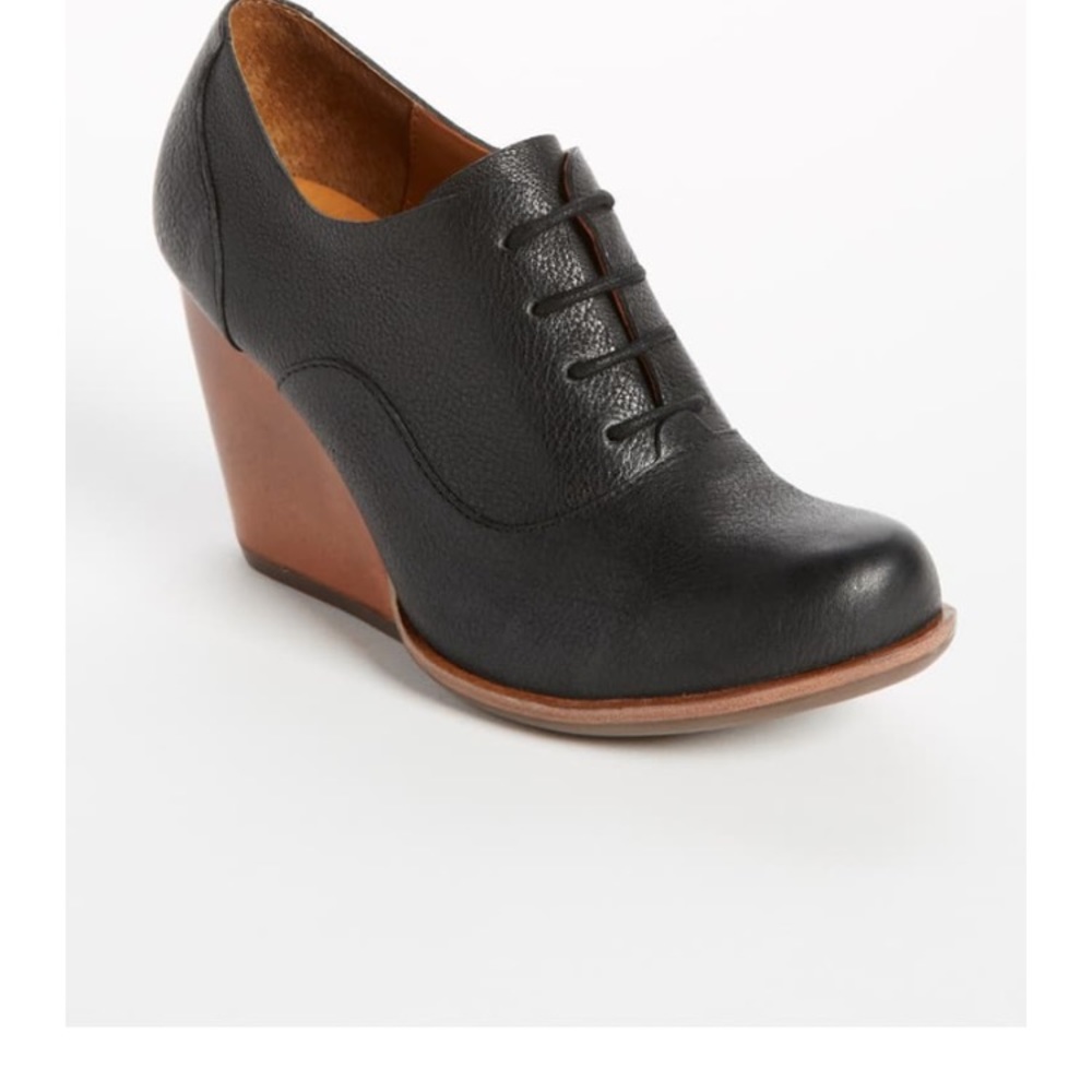 Kork-Ease Olive Wedge Pumps